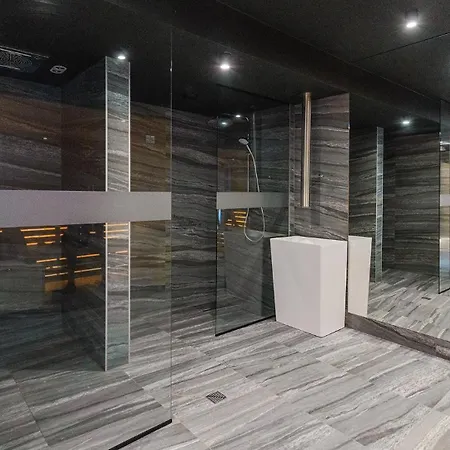 Kasprowicza -basen, Parking, Bawialnia, Silownia W Cenie -holiday Apartamento