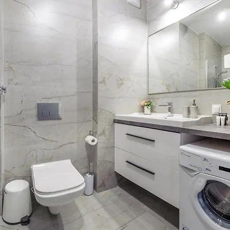 Kasprowicza -basen, Parking, Bawialnia, Silownia W Cenie -holiday Apartamento